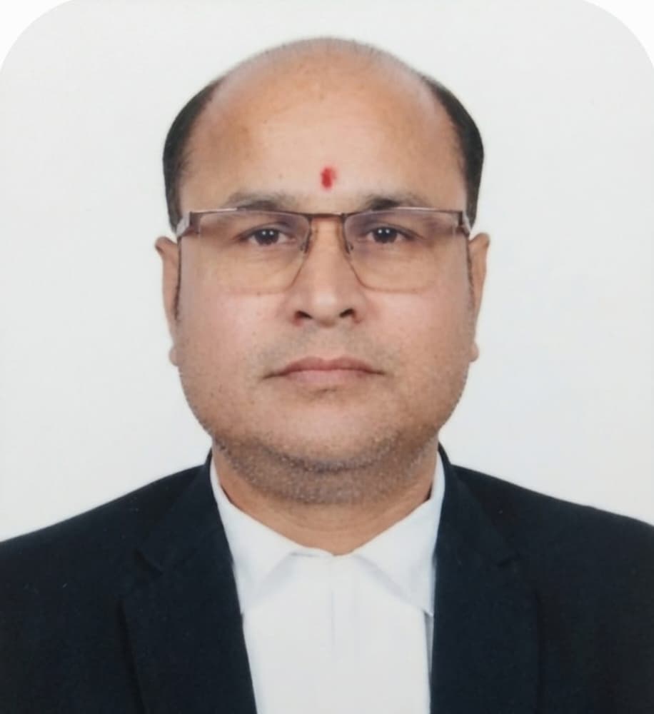 Advocate Ratan Tiwari